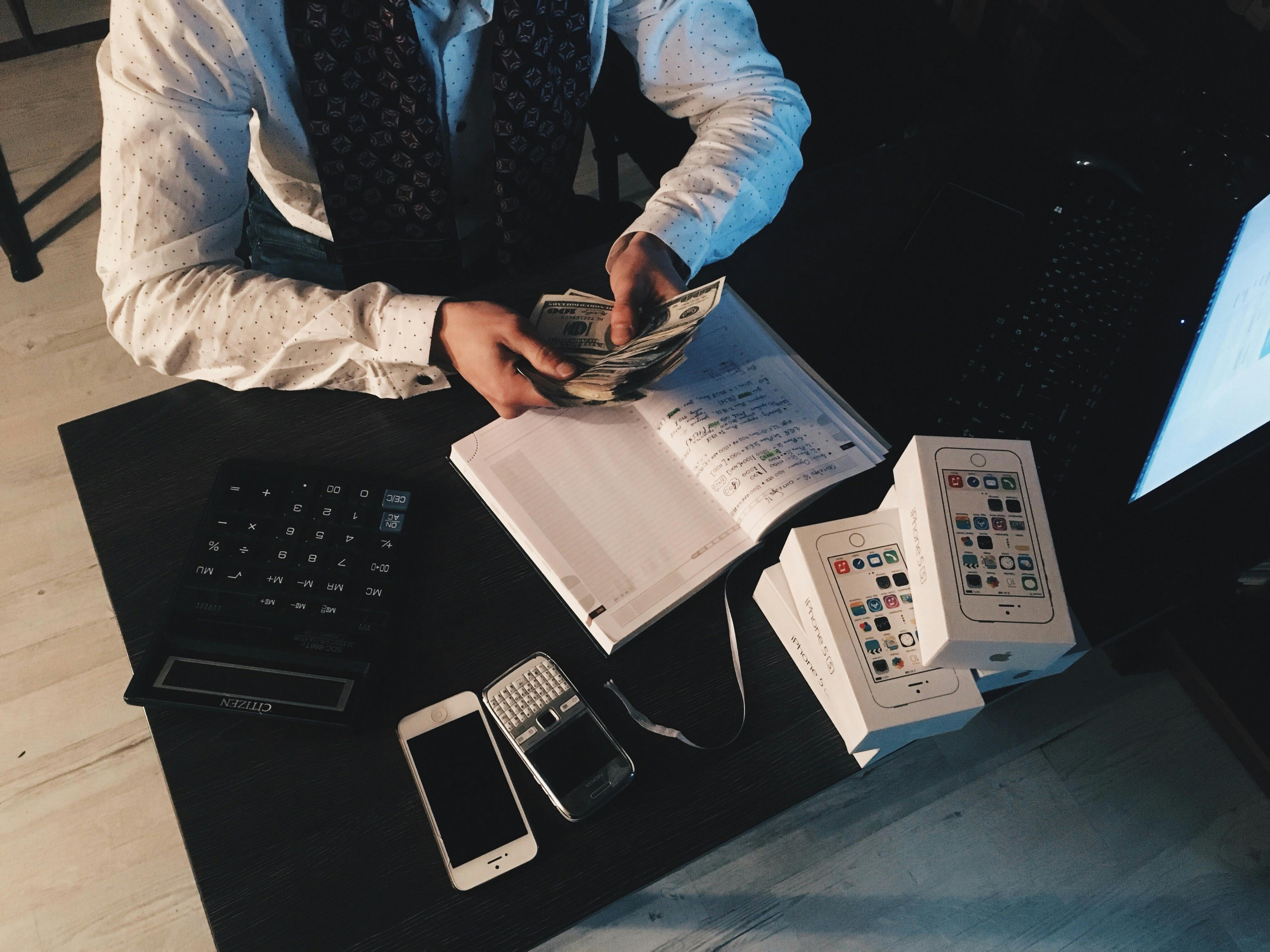 accountant desk